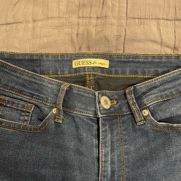 Dark wash GUESS jeans! - Picture 4 of 5
